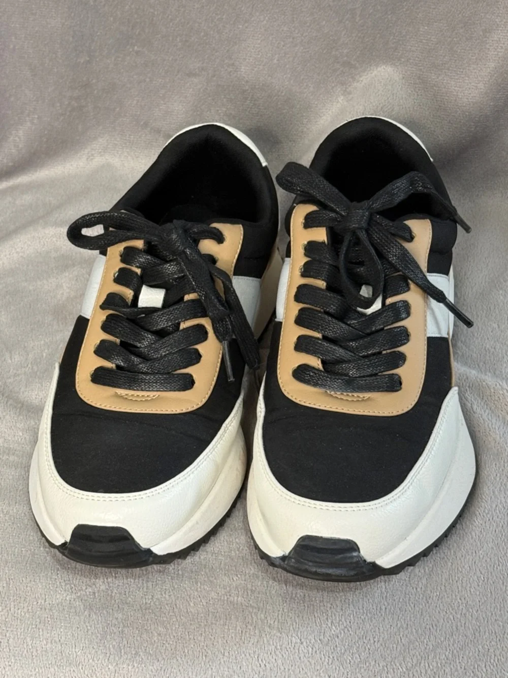 DV by Dolce Vita Black, White & Tan Women's Sneakers - Picture 3 of 5